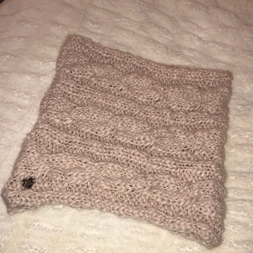 Pink Betsey Johnson infinity scarf